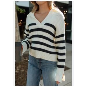CJLA‎ Knit Striped Sweater, Cream/Black Sunset Blvd Collection, Size Small